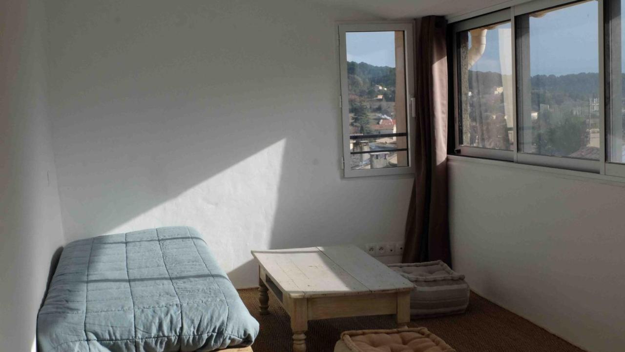 Appartement De Charme - Parc Du Luberon カドネ エクステリア 写真